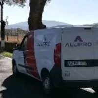 Santos & Franco -soluçoes para caixilharia de aluminio, Lda.